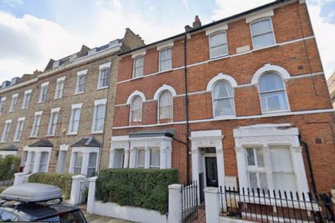 1 bedroom flat to rent, London SW11