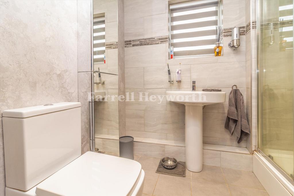 Shower Room image 2