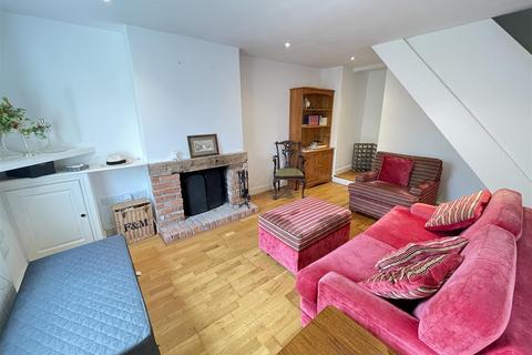 3 bedroom semi-detached house for sale, Shaftesbury Road, Wilton SP2