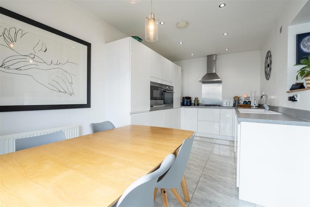 Kitchen / Diner