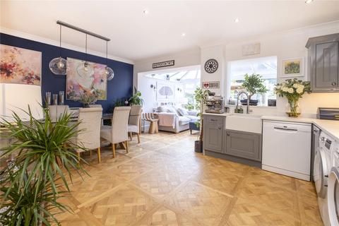 undefined, Walton Bridge Road, Shepperton, TW17