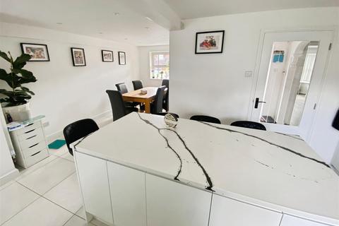 4 bedroom detached house for sale, St. Margaret Road, Ludlow