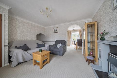 3 bedroom semi-detached house for sale, Sandhurst Crescent, Sleaford, Lincolnshire, NG34