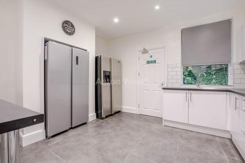 undefined, ENSUITE ROOMS PYM STREET NOTTINGHAM