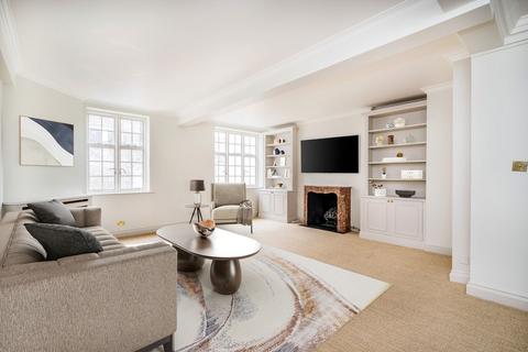 undefined, Shepherd Street, London W1J