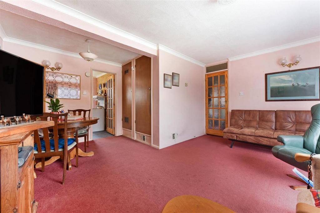 Sitting/Dining Room