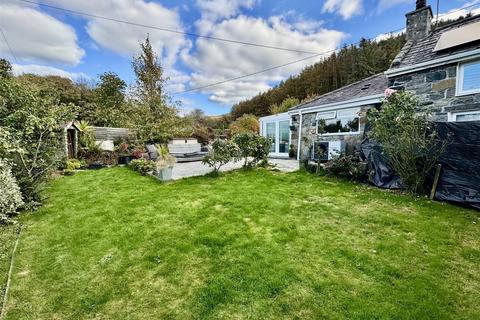 1 bedroom detached house for sale, Gyrn Goch, Caernarfon