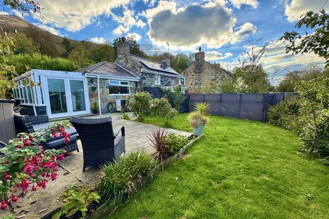 undefined, Gyrn Goch, Caernarfon