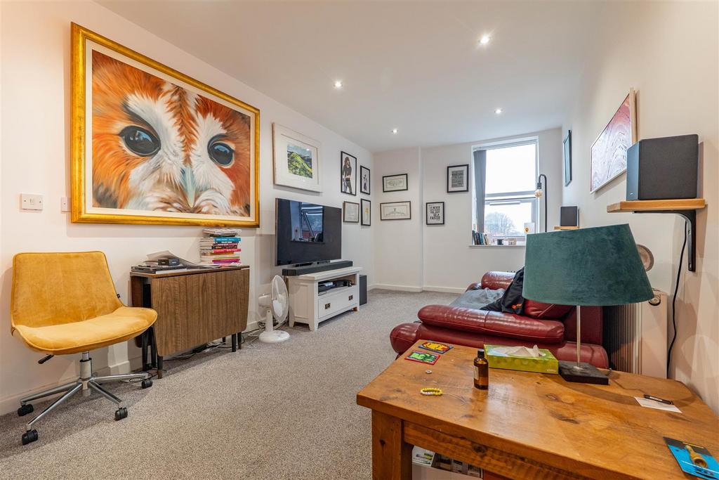 Lounge/Kitchen/Dining Room