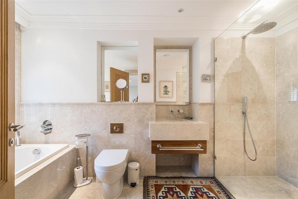 Ensuite