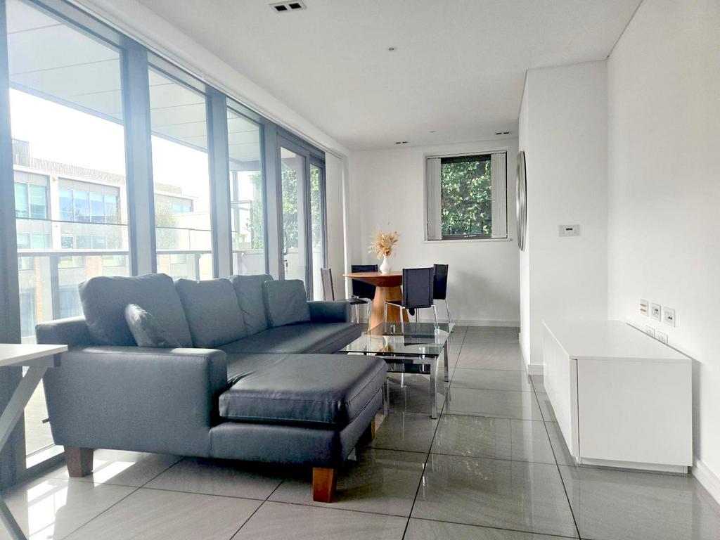 A beautiful 1 bedroom apartment in the luxurious