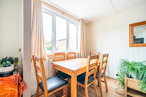 28 Forest Drive, Tidworth, SP9 7PF