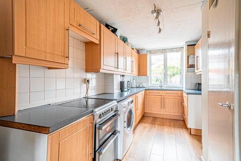 28 Forest Drive, Tidworth, SP9 7PF