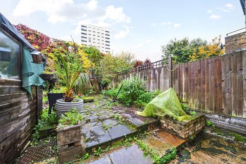 2 bedroom terraced house for sale, Reform Street, London, SW11
