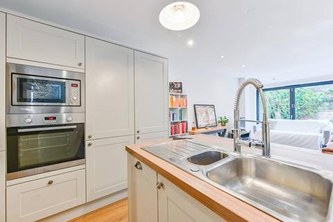 2 bedroom flat for sale, Warriner Gardens, Battersea Park, London, SW11