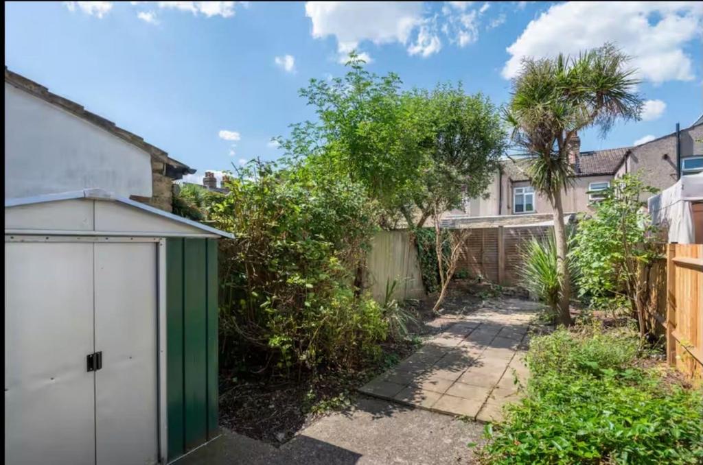 Garden.jpg