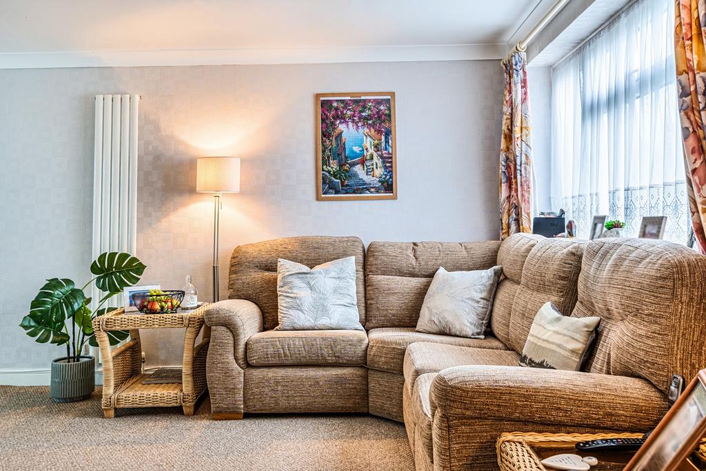 1369313-15-68f24e...