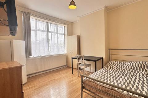 House share to rent, Sudbury Hotel, Harrow Road, Sudbury, HA0