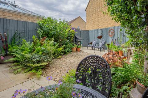 3 bedroom end of terrace house for sale, Avenue De Gien, Malmesbury, SN16
