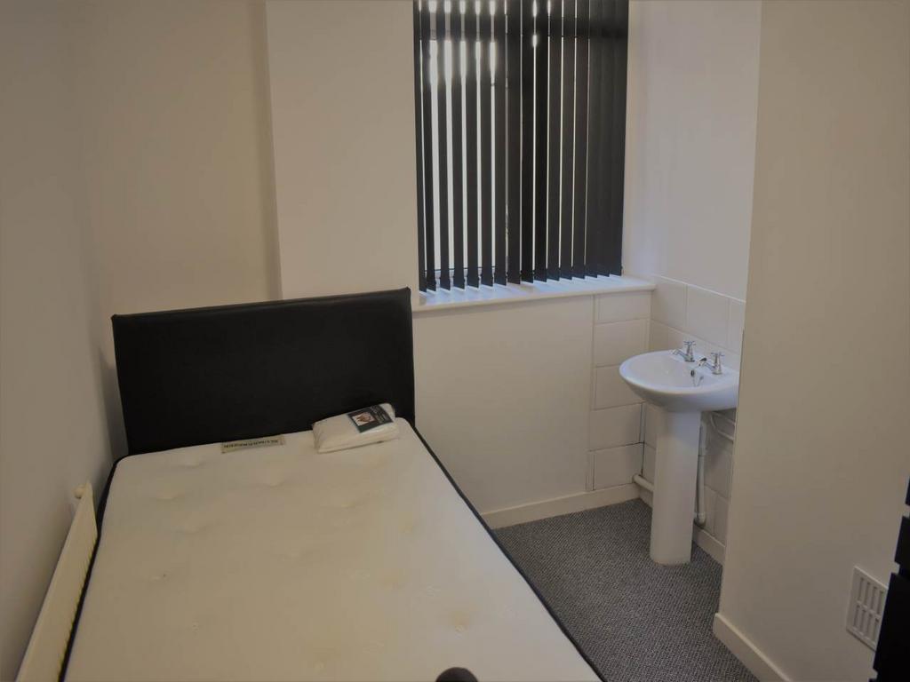 Ground Floor Middle