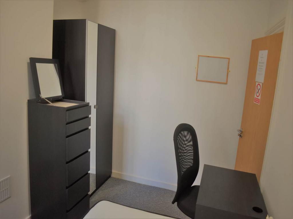 Ground Floor Middle