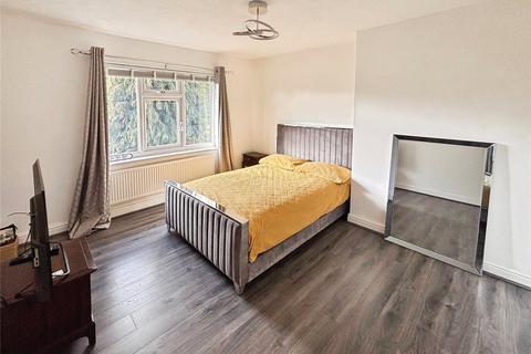122 Great North Road, Woodlands, Doncaster, DN6 7HT