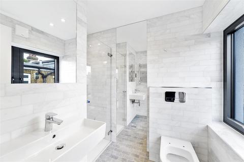 2 bedroom flat to rent, Villiers Road, Willesden NW2
