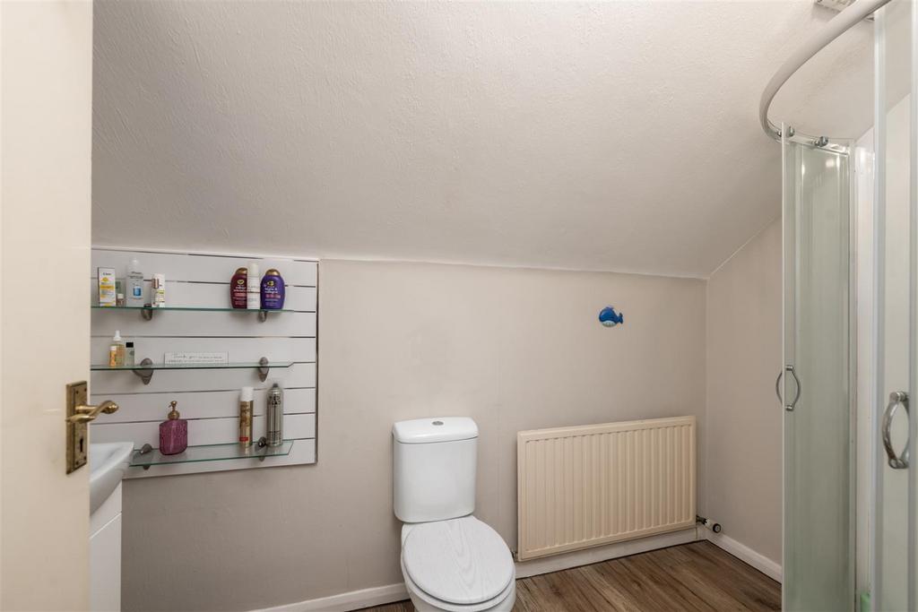 The Oaks more internals4.jpg