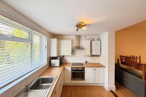 1 bedroom apartment to rent, York Road, Woking, Surrey, GU22