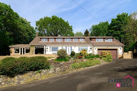 4 bedroom detached house for sale, Burnley Road, Cliviger, BB10