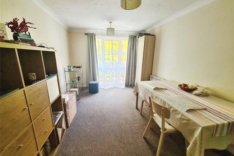 1 bedroom flat to rent, Winn Road, Hampshire SO17