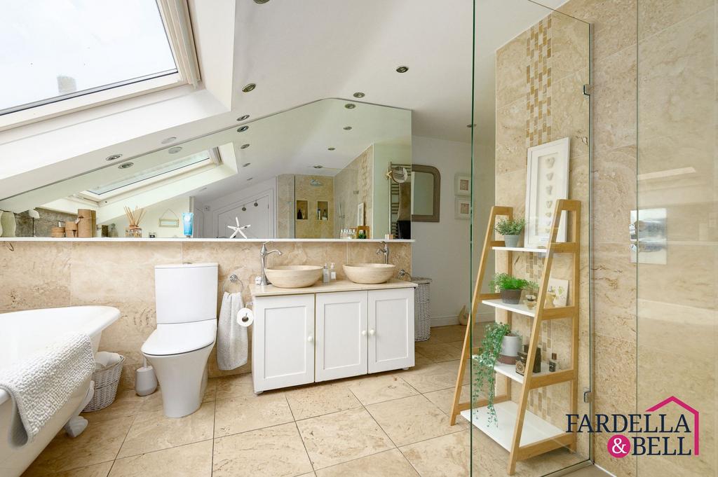 Family bathroom