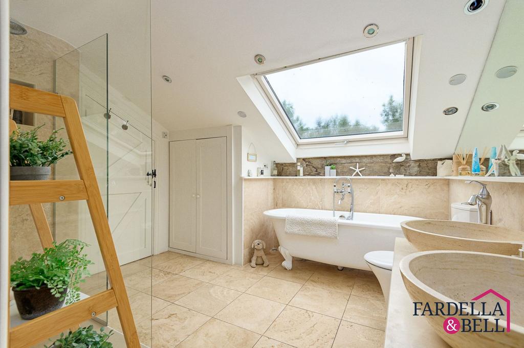 Family bathroom