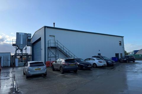 Industrial development to rent, Harbour Clos Marchwood SO40 4AF