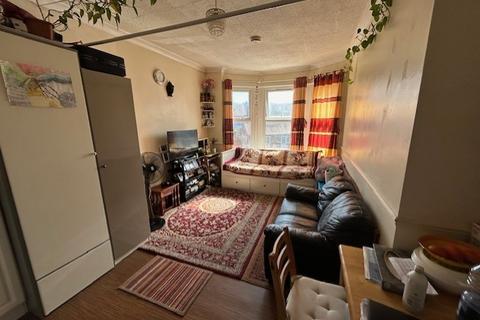 undefined, District Road, Wembley, HA0