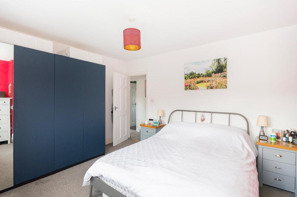6 B7 RBR - Bedroom E.jpg