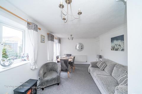 26 Avenue Road, Cannock, WS12 2DY