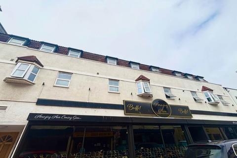 2 bedroom flat to rent, St James Street, Weston-super-Mare, North Somerset