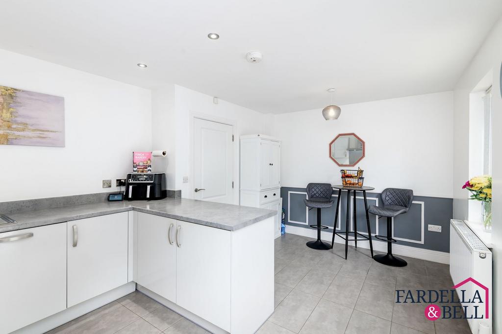 Kitchen Dining Space