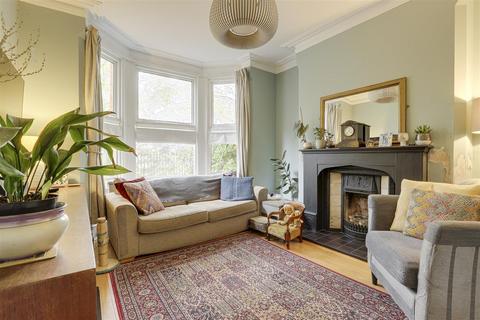 4 bedroom terraced house for sale, Devonshire Promenade, Lenton NG7