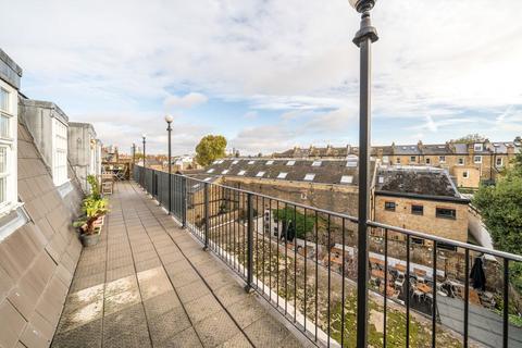 1 bedroom flat for sale, Old Town, London SW4