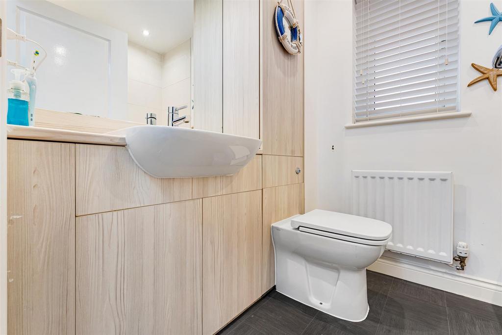 12 Atherton Drive-1.jpg