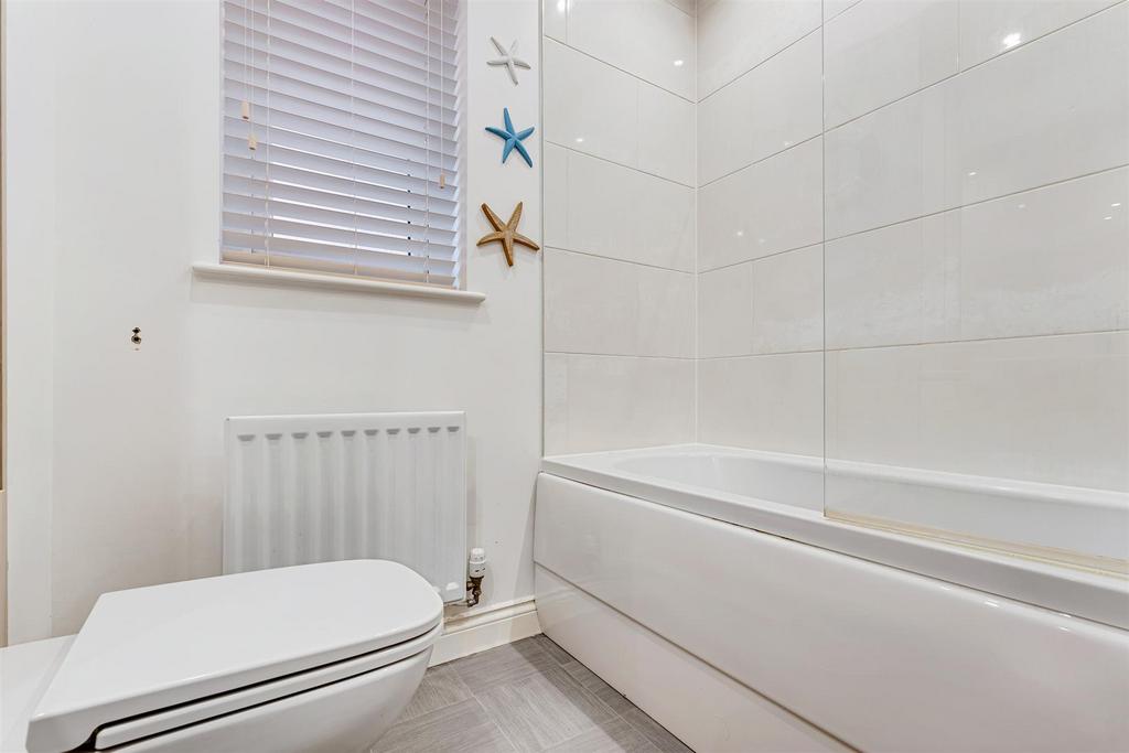 12 Atherton Drive-3.jpg