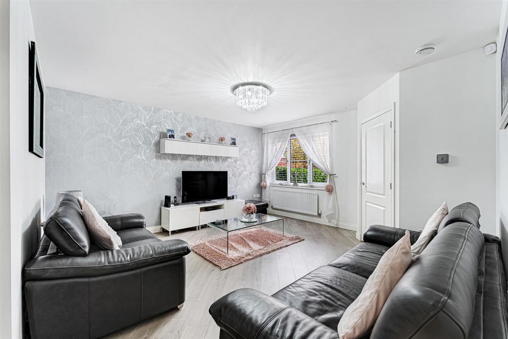 12 Atherton Drive-18.jpg