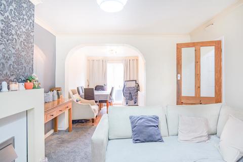 3 bedroom end of terrace house for sale, Moor Park Avenue, Blackpool FY2