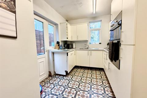 3 bedroom semi-detached house for sale, Mincing Lane, Rowley Regis