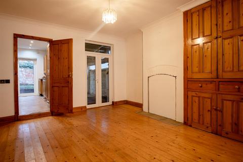 3 bedroom terraced house to rent, Gordon Road, Wellingborough