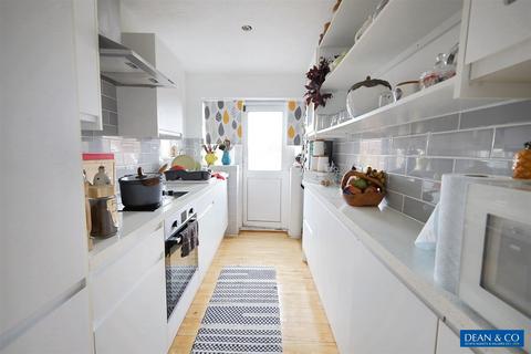 undefined, Gleton Avenue, Hove