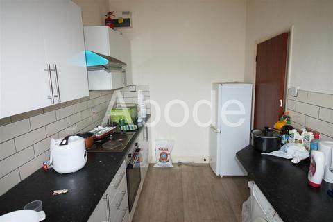 1 bedroom flat to rent, Kelso Road F2, Hyde Park, Leeds