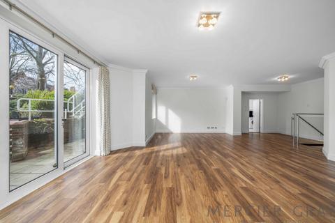 5 bedroom flat to rent, Avenue Road, London NW8
